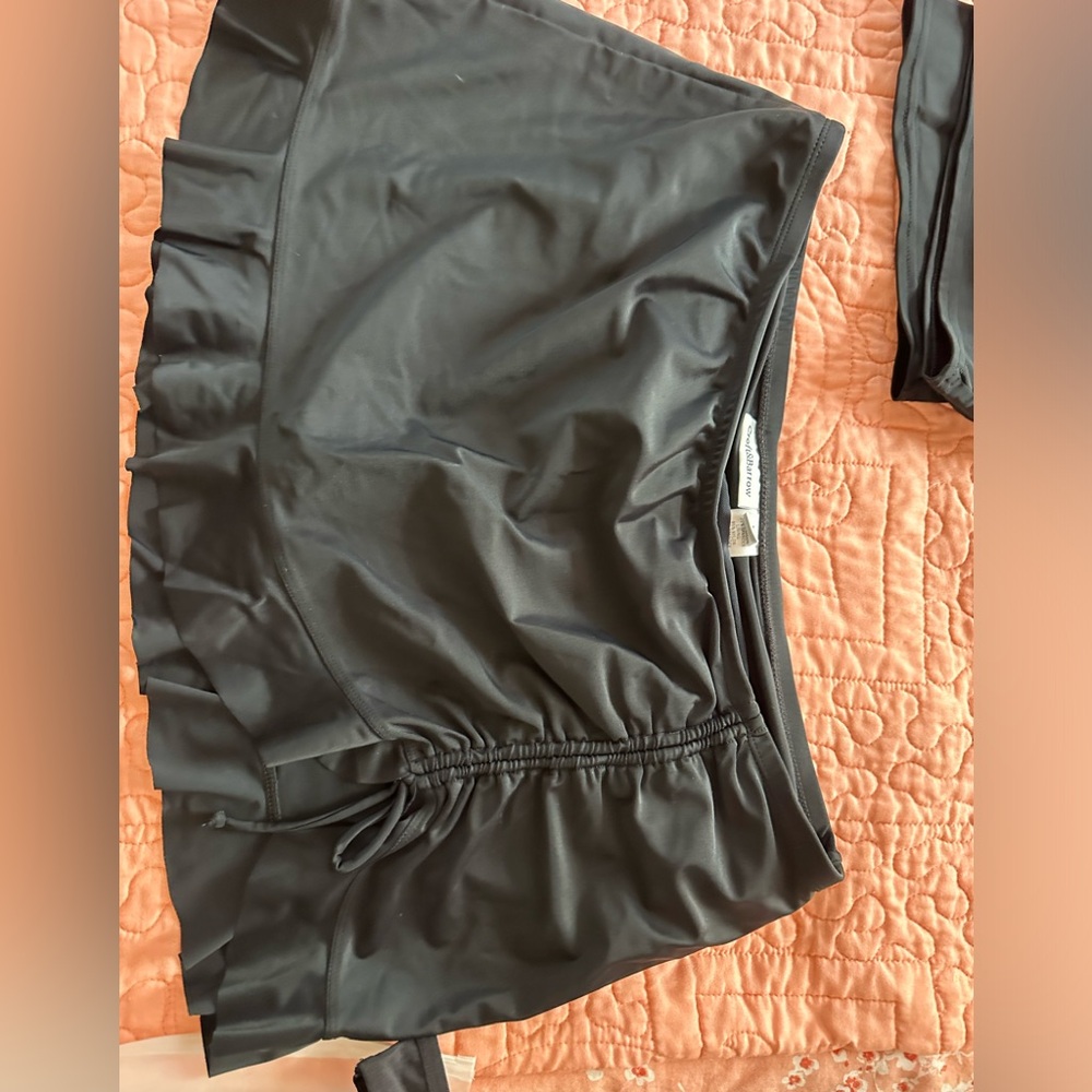 Nwot women’s Swim Bottom